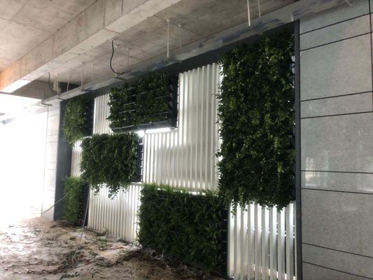 Hanging Plastic Flower Pots for Vertical Greening in Gardens 40 Pots per Square Meter